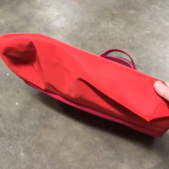 Lancôme bag.  Pink and orange.  New.  Great for travel, or the pool, etc - Picture 6 of 6